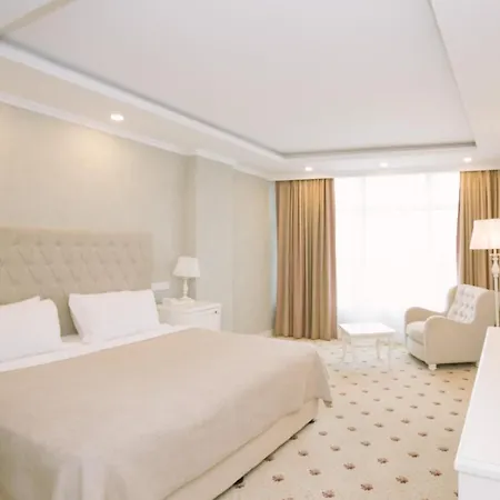 Burgaz ızer Hotel 4*