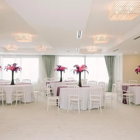 Hotel Burgaz Izer 4*