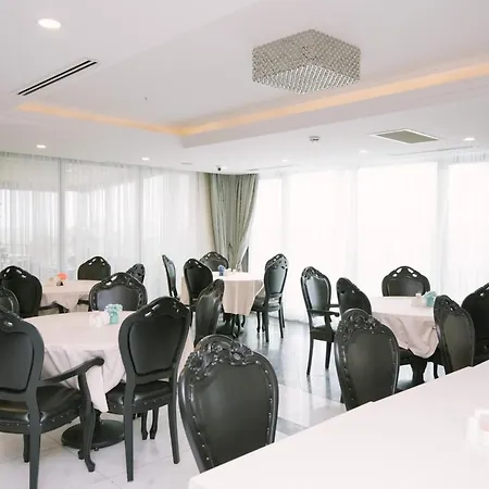 Hotel Burgaz Izer