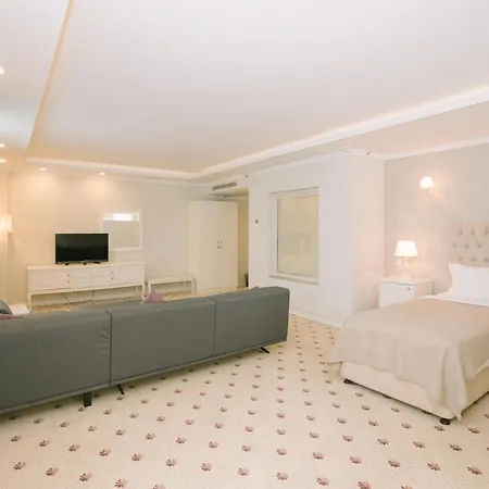 Hotel Burgaz Izer 4*