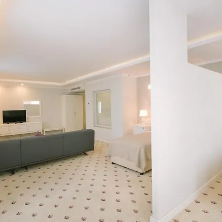 Hotel Burgaz Izer Luleburgaz