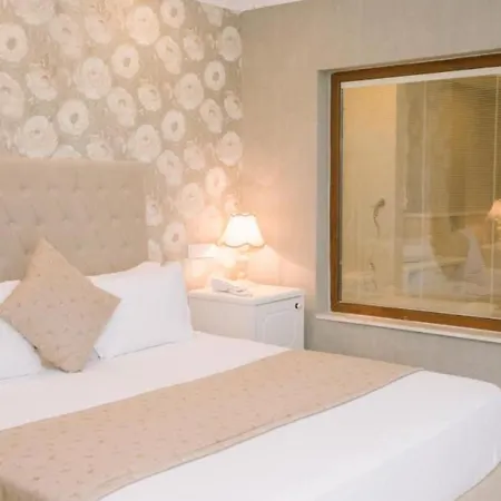 Burgaz ızer Hotel 4*