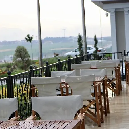 Burgaz ızer Hotel 4*