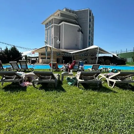 Burgaz ızer Hotel