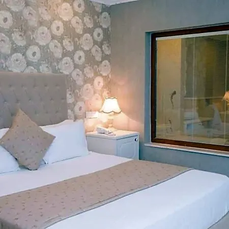 Hotel Burgaz Izer 4*